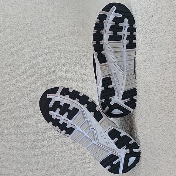 HOKA WOMEN'S GAVIOTA 4 - Picture 6 of 9